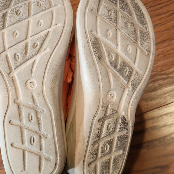 BZees LifeStride Smile Orange Wedge Slide Sandals - Picture 7 of 8